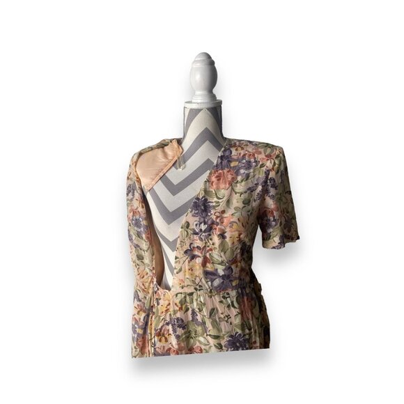 Gillian Vintage Wrap Dress Size 6 - Picture 7 of 8